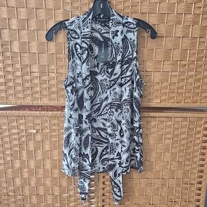 INC International Concepts Black & White Paisley Tie-Front Sleeveless Top